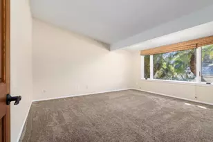 1180 Barcelona Dr, San Diego, CA 92107 - Photo 26