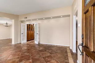 1180 Barcelona Dr, San Diego, CA 92107 - Photo 6