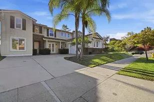 986 White Alder Ave, Chula Vista, CA 91914 - Photo 2