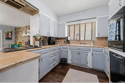 4064 Acacia Street, Riverside, CA 92503 - Photo 8