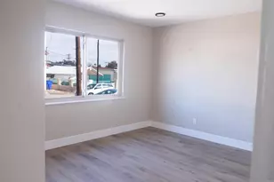 2560 Aaron Ct, San Diego, CA 92105 - Photo 20