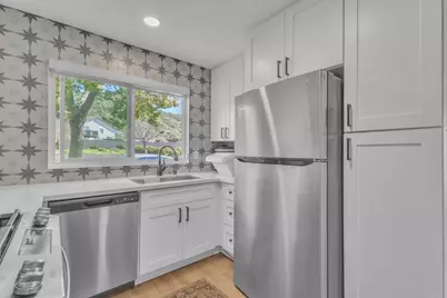 10746 N Magnolia Avenue #C3, Santee, CA 92071 - Photo 4