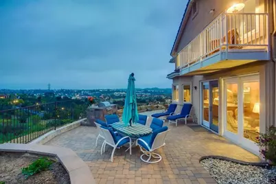 7046 Via Ostiones, Carlsbad, CA 92009 - Photo 12