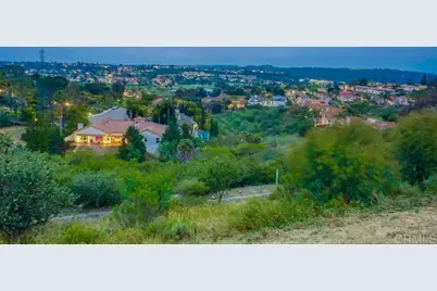 7046 Via Ostiones, Carlsbad, CA 92009 - Photo 14