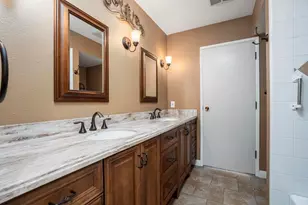 6261 Crystal Lake Ave, San Diego, CA 92119 - Photo 18