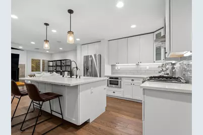 3771 Baker Street, San Diego, CA 92117 - Photo 10