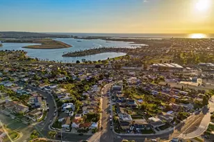 3771 Baker St, San Diego, CA 92117 - Photo 42