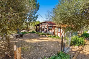 25176 Oak Ln, Descanso, CA 91916 - Photo 18