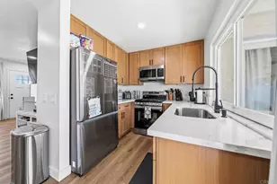 10461 Stanfield Cir, San Diego, CA 92126 - Photo 4