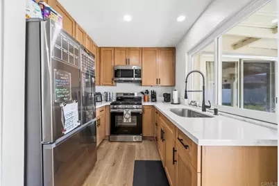 10461 Stanfield Circle, San Diego, CA 92126 - Photo 2