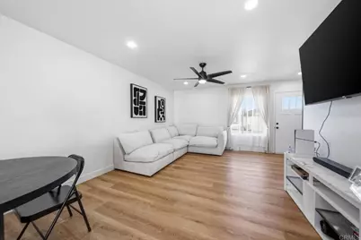 10461 Stanfield Circle, San Diego, CA 92126 - Photo 12