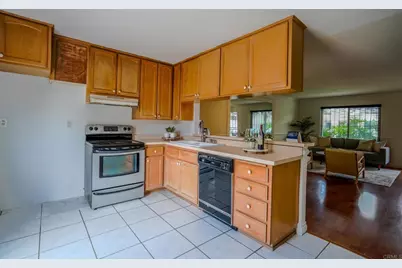 444 Ridgeway Ct, Spring Valley, CA 91977 - Photo 4