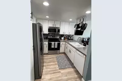 5722 E Stillwater Avenue #113, Orange, CA 92869 - Photo 10