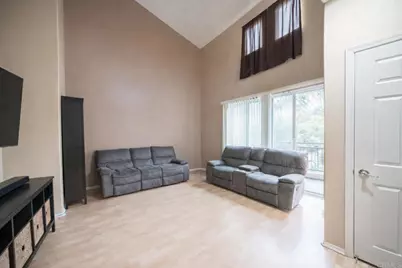 4096 Union Square Lane, San Diego, CA 92105 - Photo 2