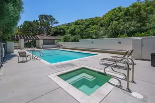 45 Oaktree Ln, Rolling Hills Estates, CA 90274 - Photo 32