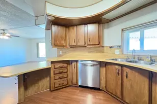 1490 S Orange Ave, El Cajon, CA 92020 - Photo 8