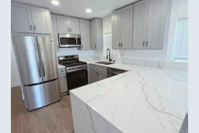 220 Southlook Avenue, San Diego, CA 92113 - Photo 6