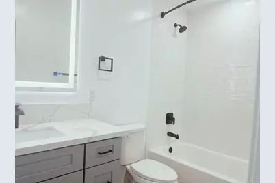 220 Southlook Avenue, San Diego, CA 92113 - Photo 8