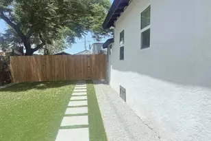 220 Southlook Ave, San Diego, CA 92113 - Photo 4