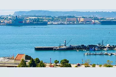 700 W Harbor Drive #1606, San Diego, CA 92101 - Photo 1