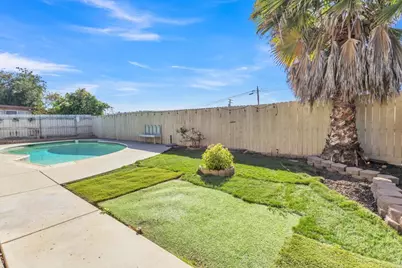 152 S Stephanie Ln, El Cajon, CA 92019 - Photo 28