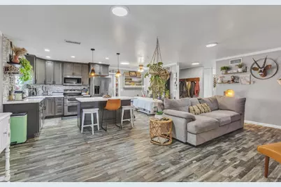 152 S Stephanie Ln, El Cajon, CA 92019 - Photo 12