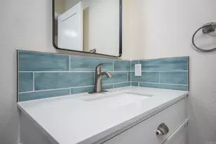 10717 Matinal Cir, San Diego, CA 92127 - Photo 16