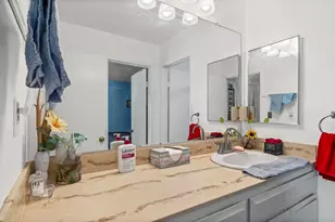 383 Vecino Ct, Spring Valley, CA 91977 - Photo 6