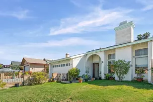 383 Vecino Ct, Spring Valley, CA 91977 - Photo 14