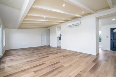 4597 Acoma Avenue, San Diego, CA 92117 - Photo 6