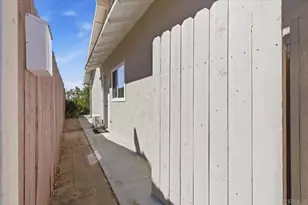 1915 Edith Dr, Escondido, CA 92026 - Photo 22