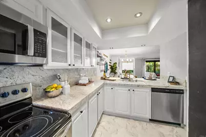 1915 Estrella De Mar Court #A, Carlsbad, CA 92009 - Photo 6