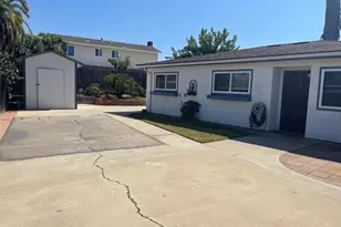 5676 Chateau Dr, San Diego, CA 92117 - Photo 34