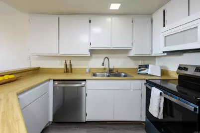 1740 Upas Street #22, San Diego, CA 92103 - Photo 14