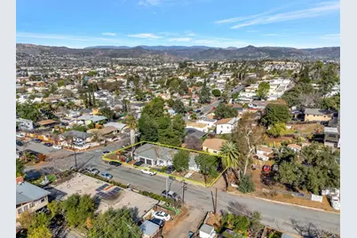 406 26 S Grape St, Escondido, CA 92025 - Photo 12