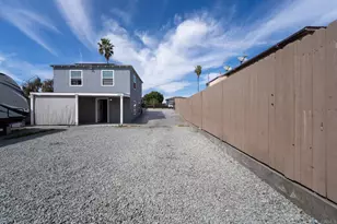 2016 E 10th St, National City, CA 91950 - Photo 28