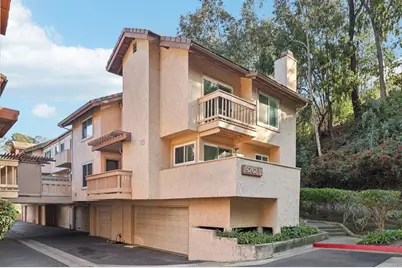 8262 Gilman Drive #1, La Jolla, CA 92037 - Photo 2