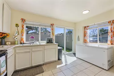 10385 Seth Way, Santee, CA 92071 - Photo 10