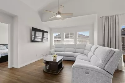 1324 Monument Trail Dr, Chula Vista, CA 91915 - Photo 8