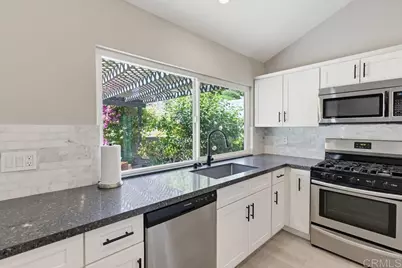 8662 Robles Drive, San Marcos, CA 92119 - Photo 22