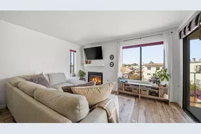 2956 C St #15, San Diego, CA 92102 - Photo 2
