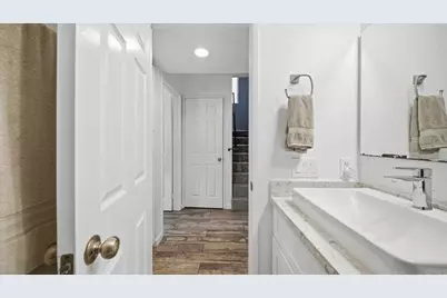 2956 C St #15, San Diego, CA 92102 - Photo 26