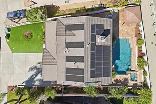 827 Via Barquero, San Marcos, CA 92069 - Photo 2