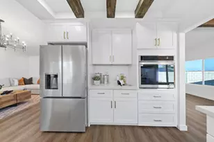 8167 Bridal Path Circle, Jurupa Valley, CA 92509 - Photo 14