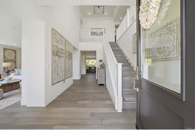 374 Fulvia Street, Encinitas, CA 92024 - Photo 2