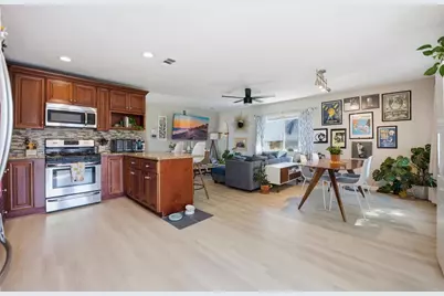 4081 Thomas Street, Oceanside, CA 92056 - Photo 8