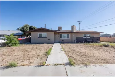 249 W Graaf Avenue, Ridgecrest, CA 93555 - Photo 2