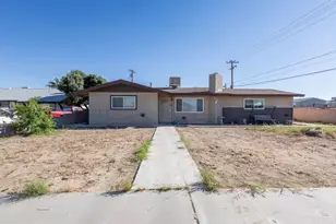 249 W Graaf Ave, Ridgecrest, CA 93555 - Photo 2