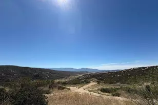 45620 Lewis Valley Rd, Hemet, CA 92544 - Photo 2