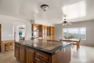 45620 Lewis Valley Rd, Hemet, CA 92544 - Photo 2